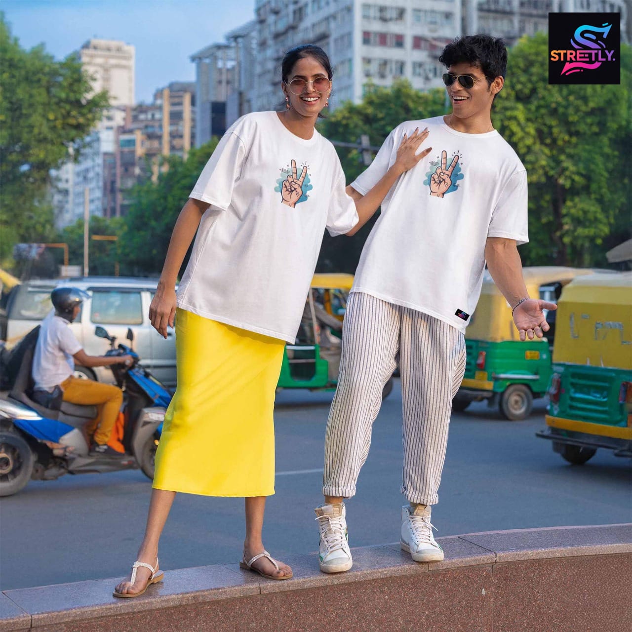 Universal Language|Graphic Printed Oversized Crew Neck Premium T-shirt|100% Cotton|Unisex