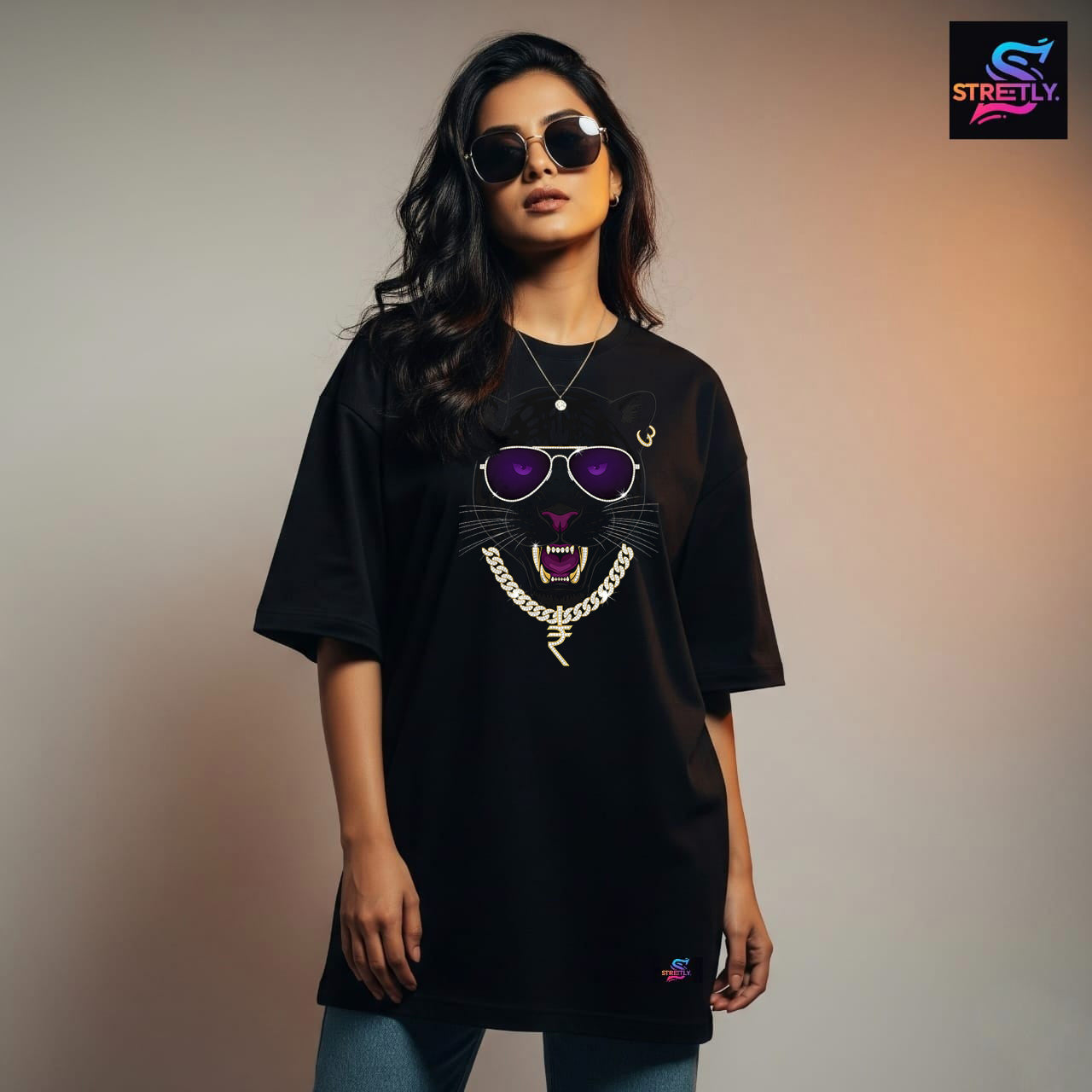 Bling Panther|Graphic Printed Oversized Crew Neck Premium T-shirt|100% Cotton|Unisex